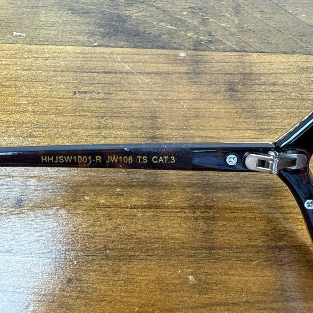 Jessica Simpson Oversized Rectangular Black Brown Tortoise Gold Sunglasses J5686